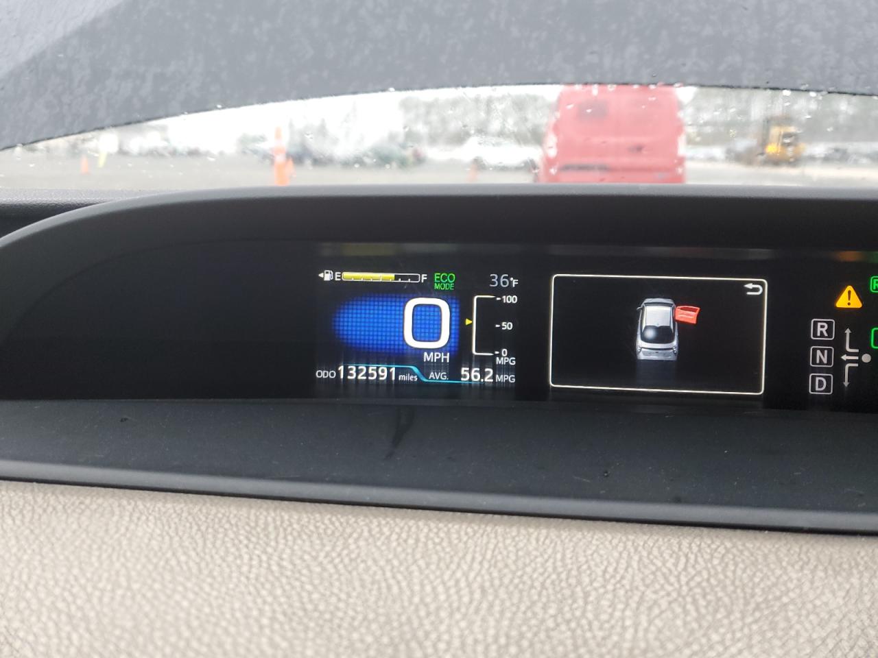 2017 Toyota Prius - Image 9