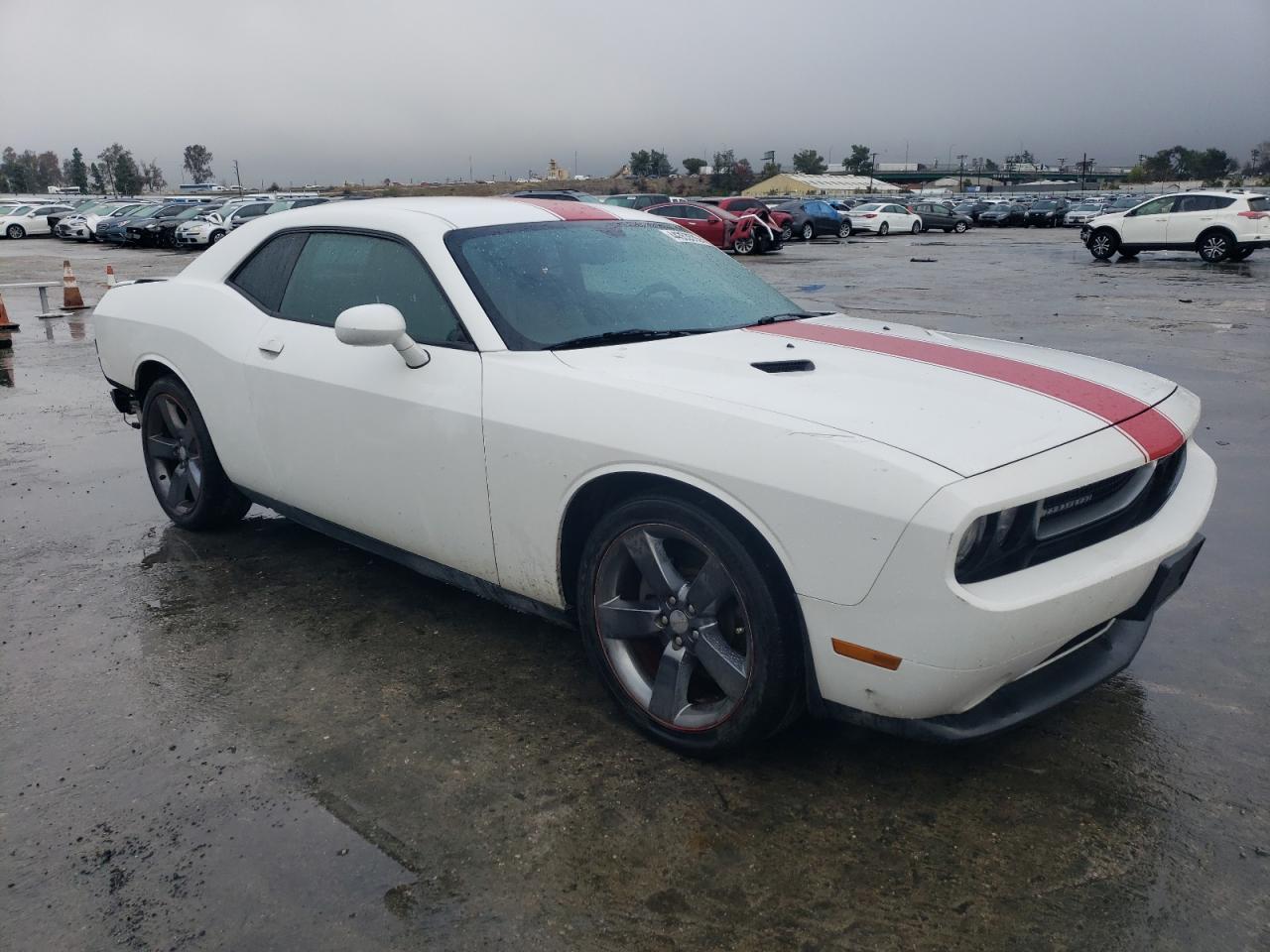 2013 Dodge Challenger - Image 4