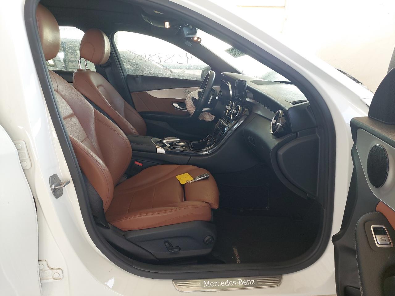 WDDWF8AB3KR430293 - 2019 Mercedes Benz C200 - #43878105