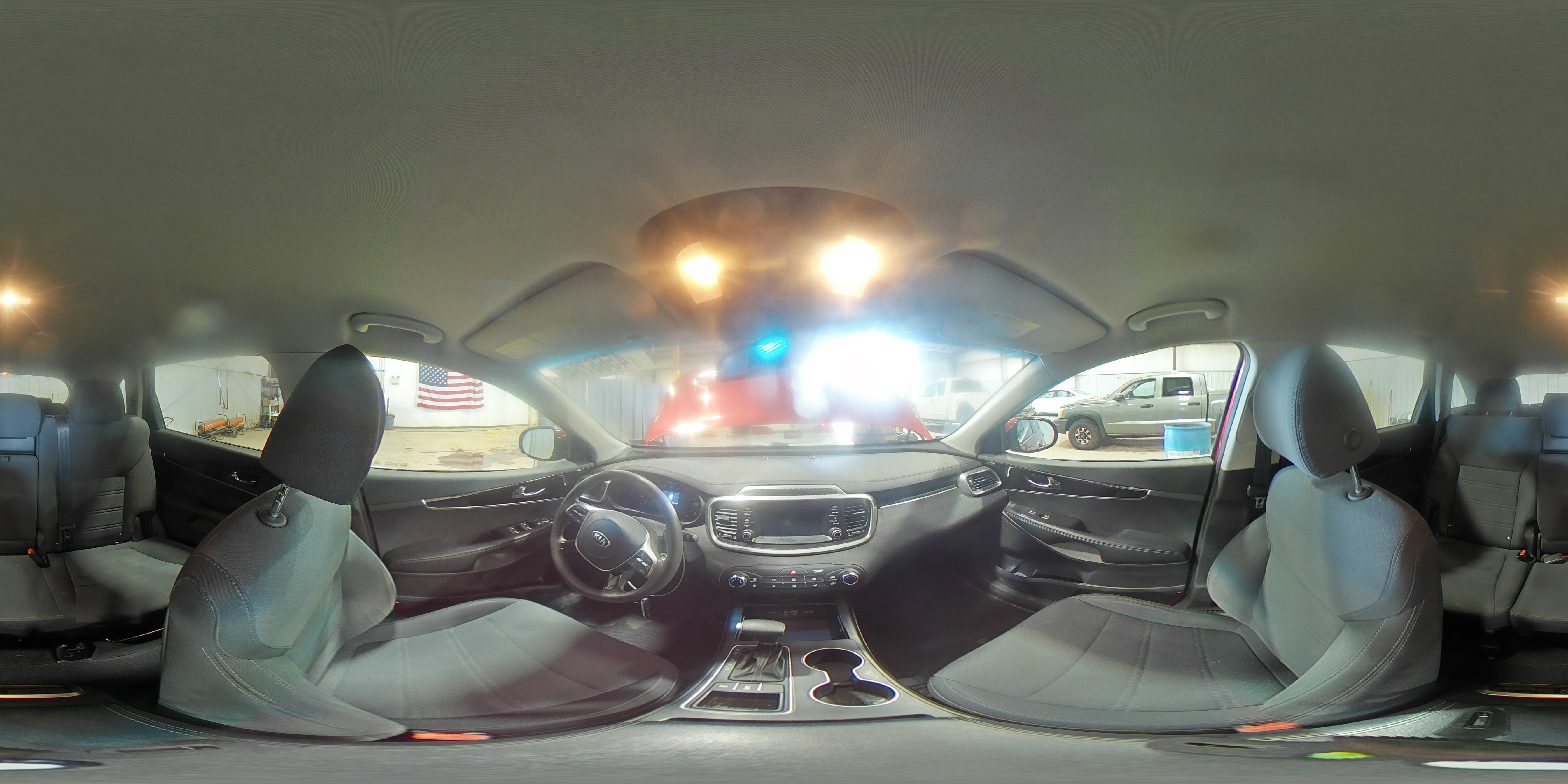 2019 Kia Sorento - Image 16
