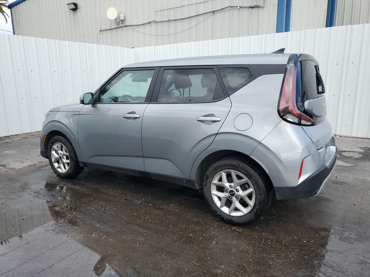 2023 Kia Soul - Image 2