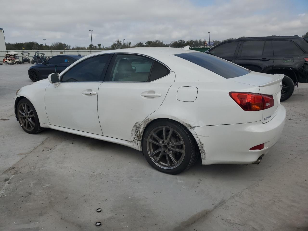 2008 Lexus IS - Image 2