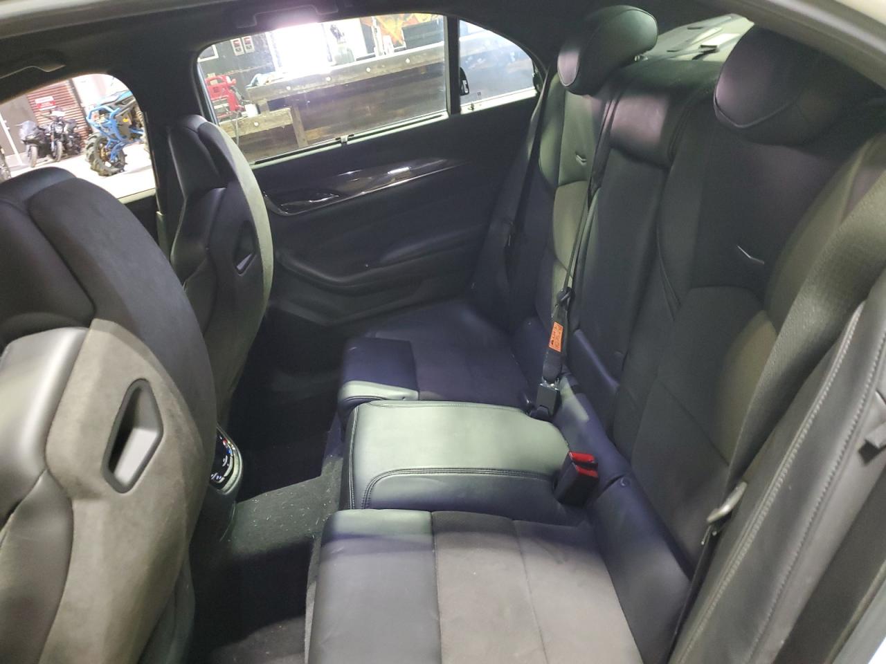 2018 Cadillac CTS - Image 10