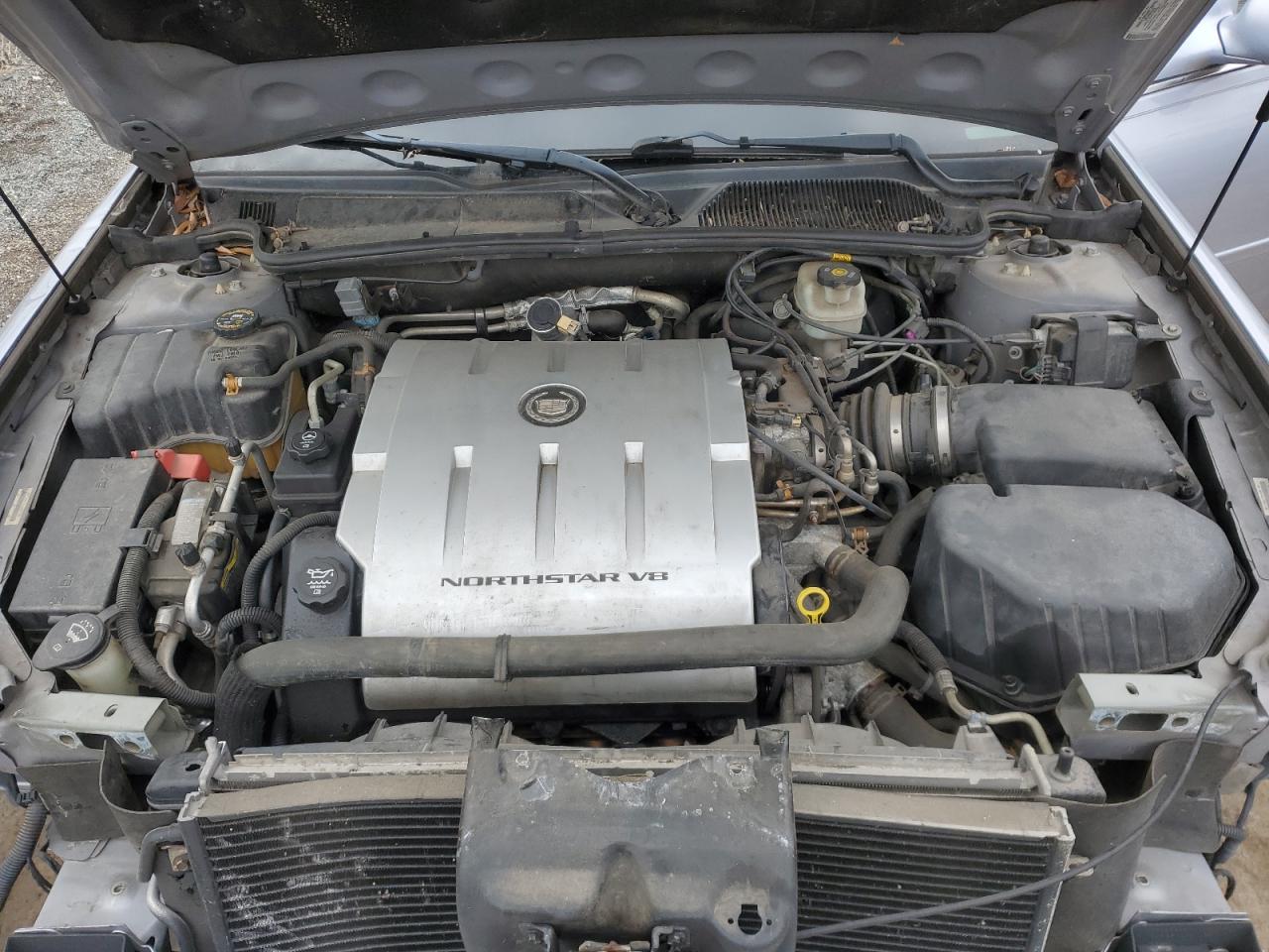 2004 Cadillac De Ville - Image 11