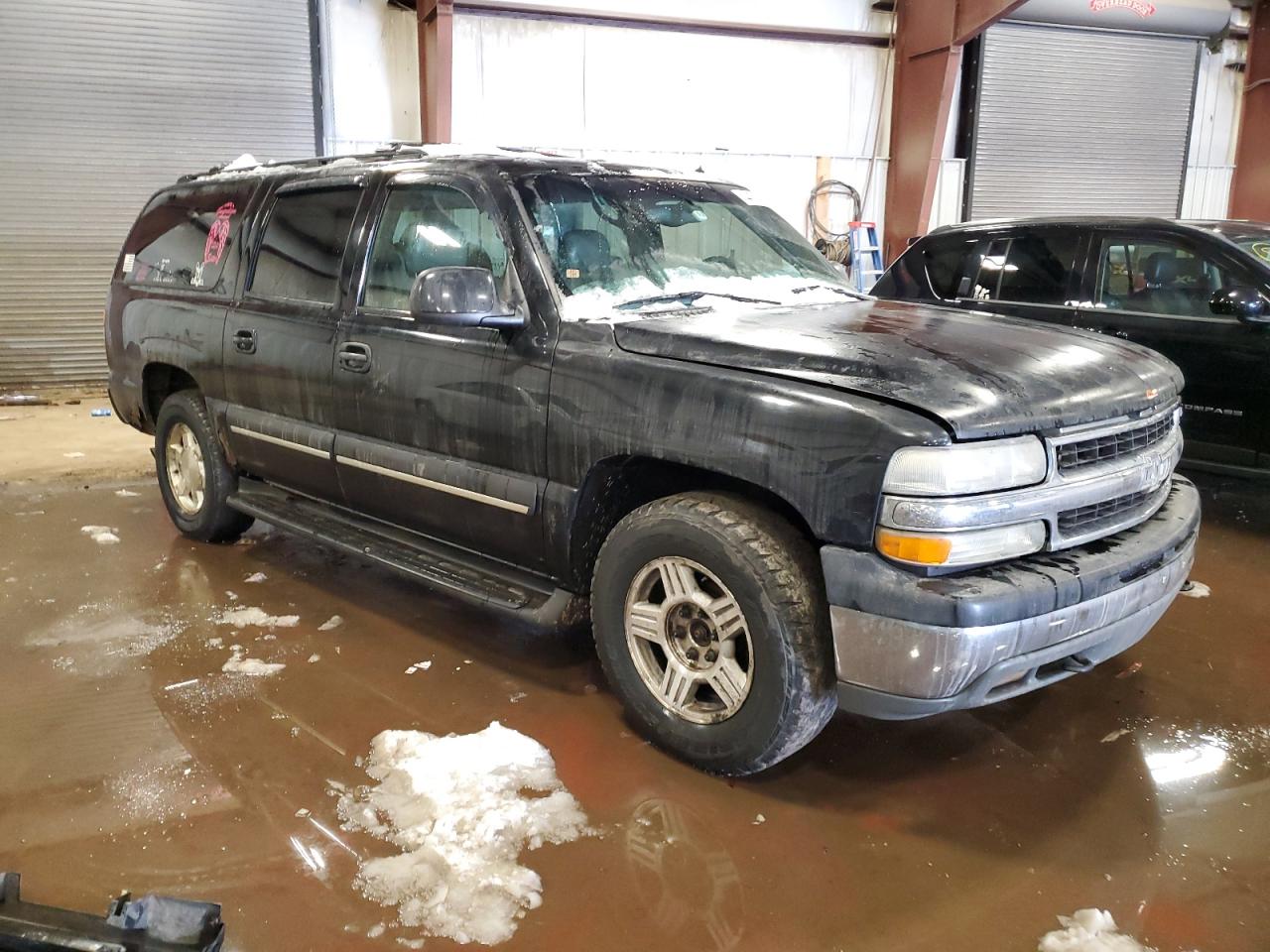 2002 Chevrolet Suburban - Image 4