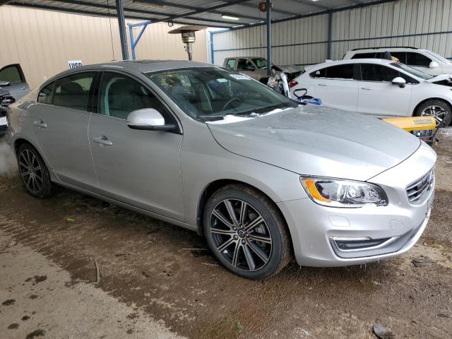  VOLVO S60 2017 Srebrny