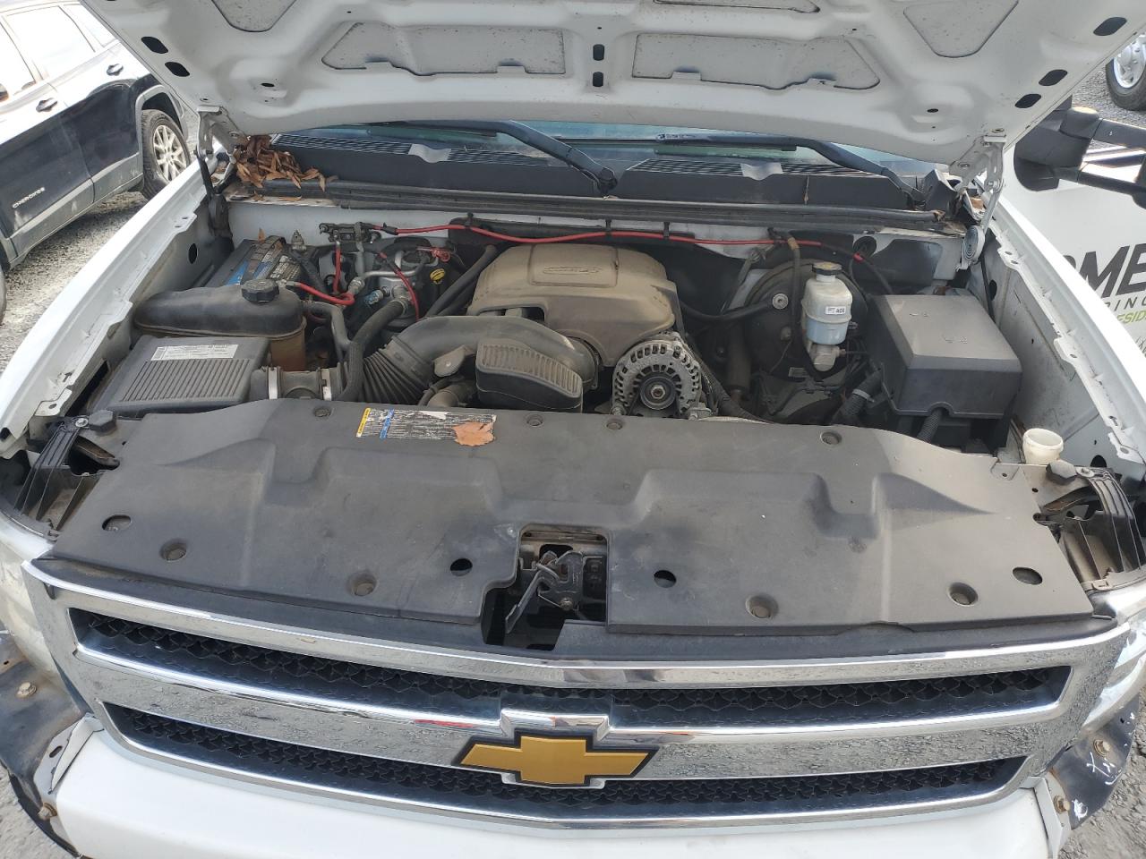 2007 Chevrolet Silverado - Image 11
