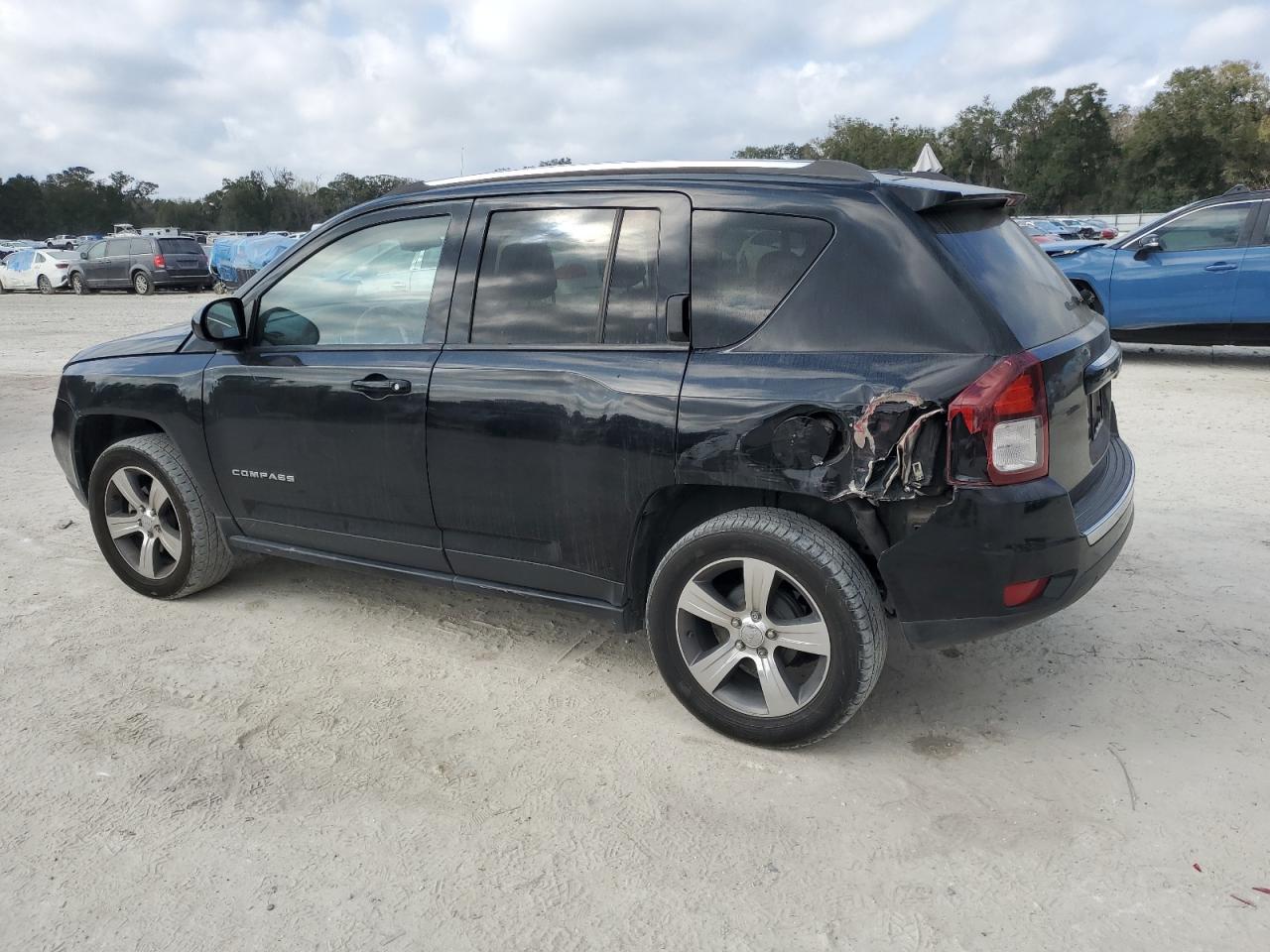 2016 Jeep Compass - Image 2