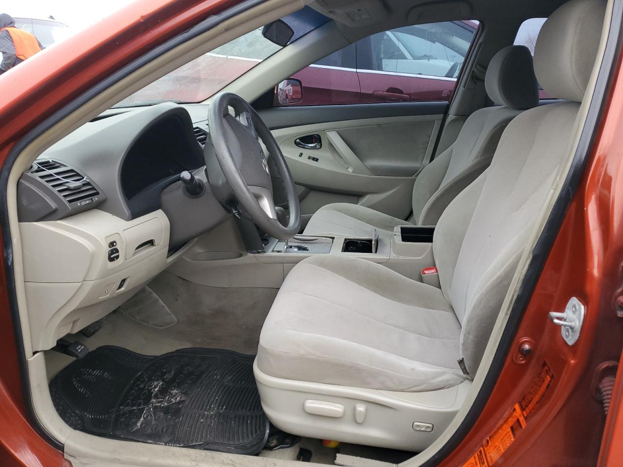 2010 Toyota Camry - Image 7
