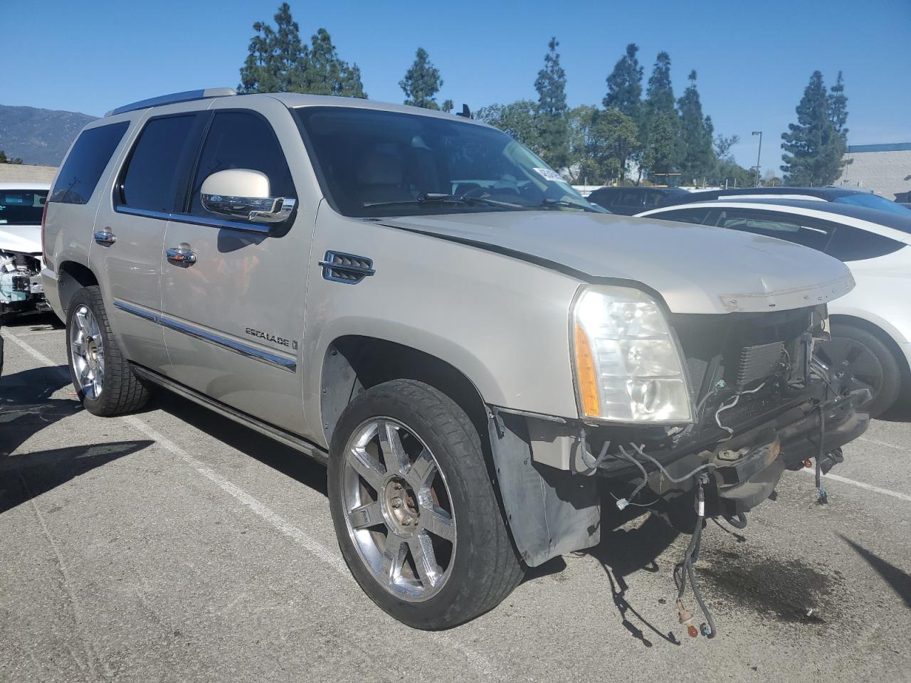 2007 Cadillac Escalade - Image 4