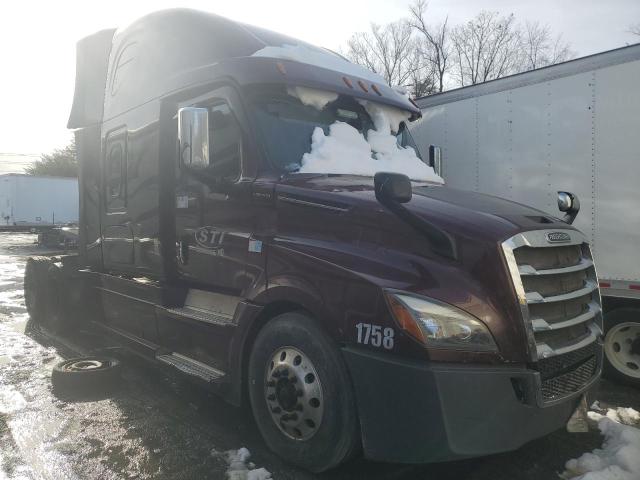 2020 Freightliner Cascadia 126 