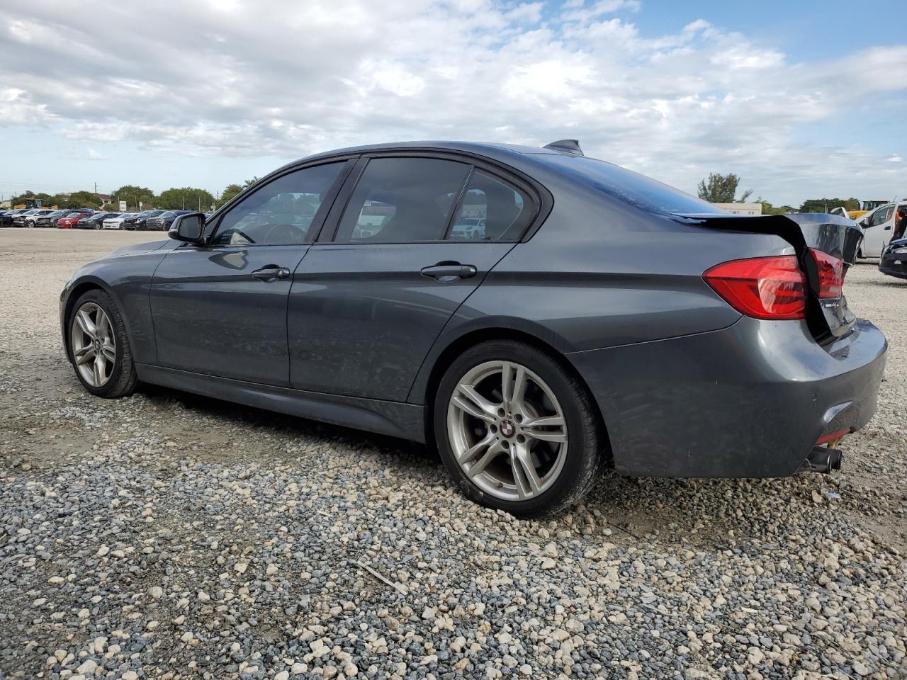 2016 BMW 3er - Image 2