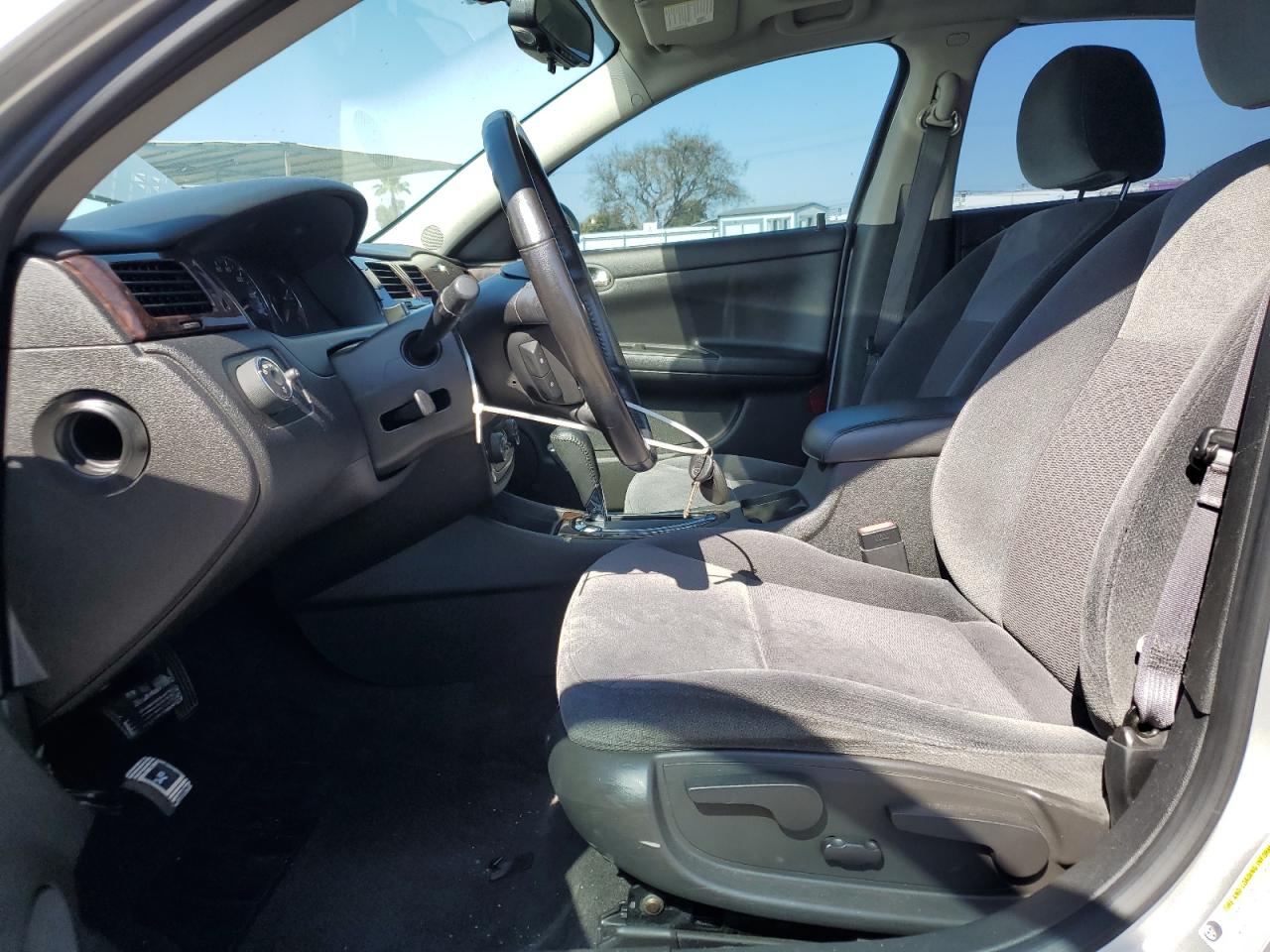 2014 Chevrolet Impala - Image 7