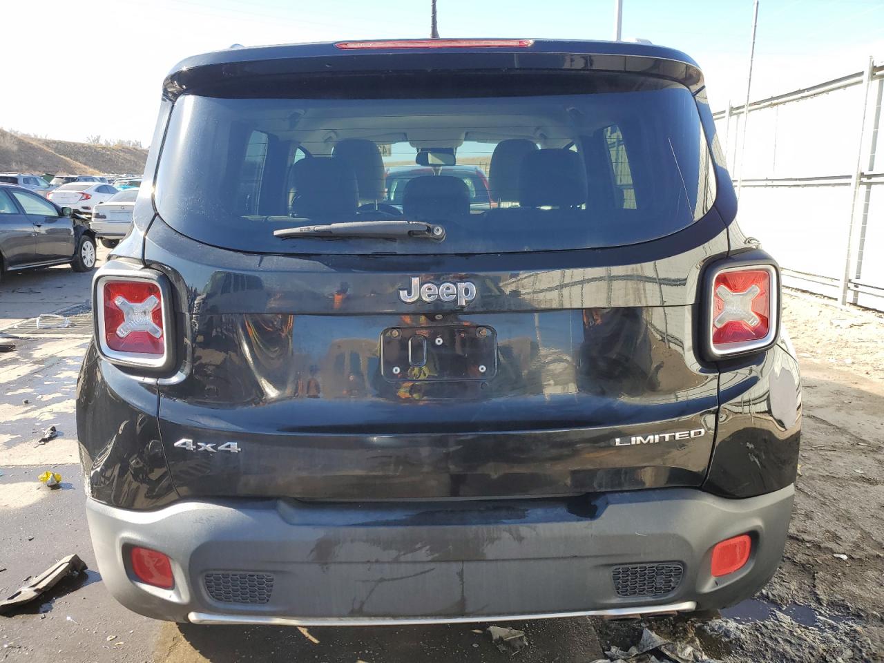 2015 Jeep Renegade - Image 6