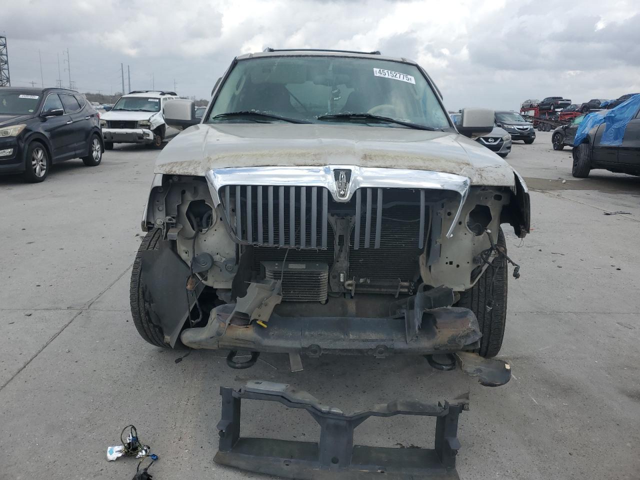 2003 Lincoln Navigator - Image 7