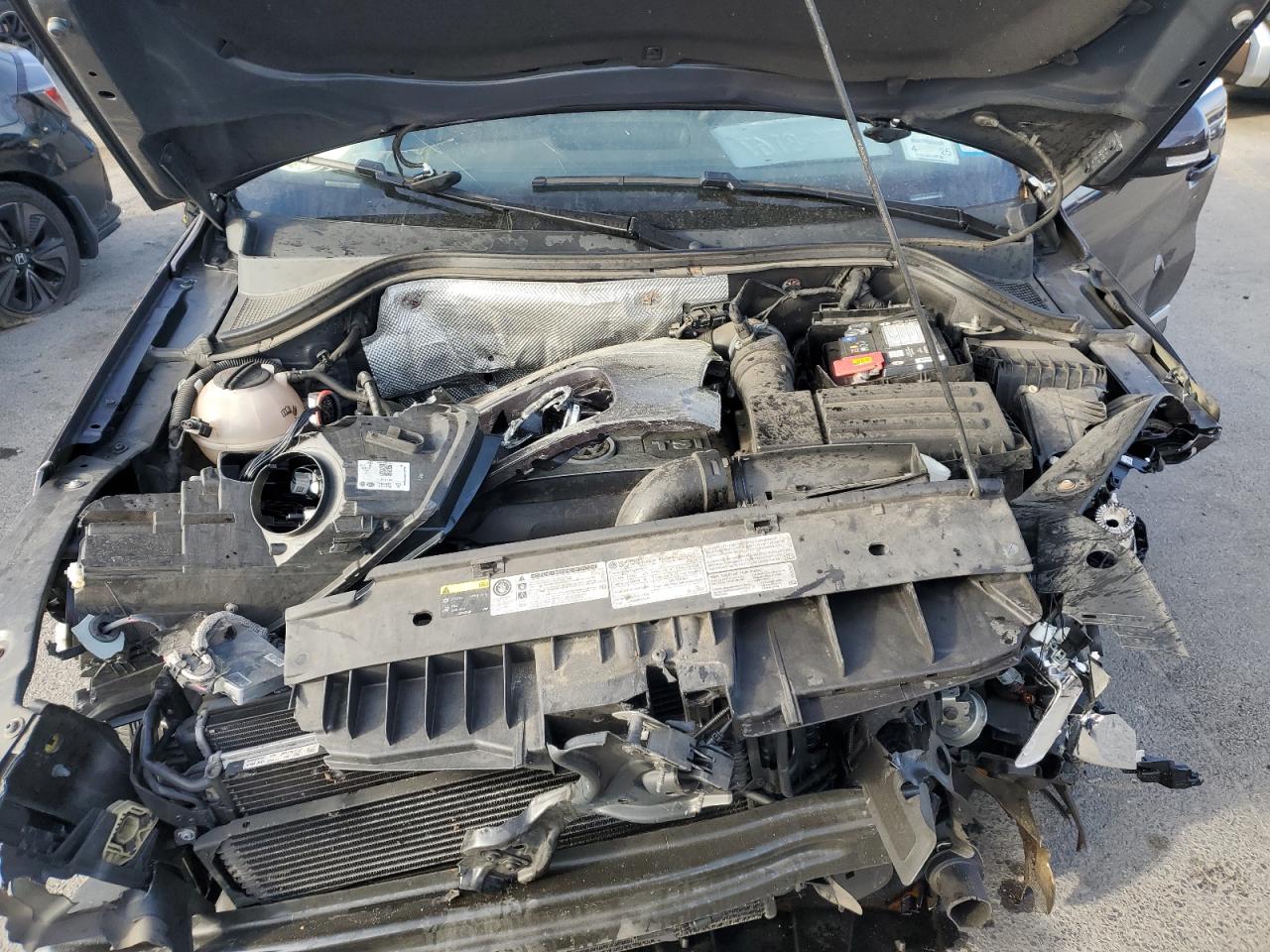 2016 Volkswagen Tiguan - Image 14