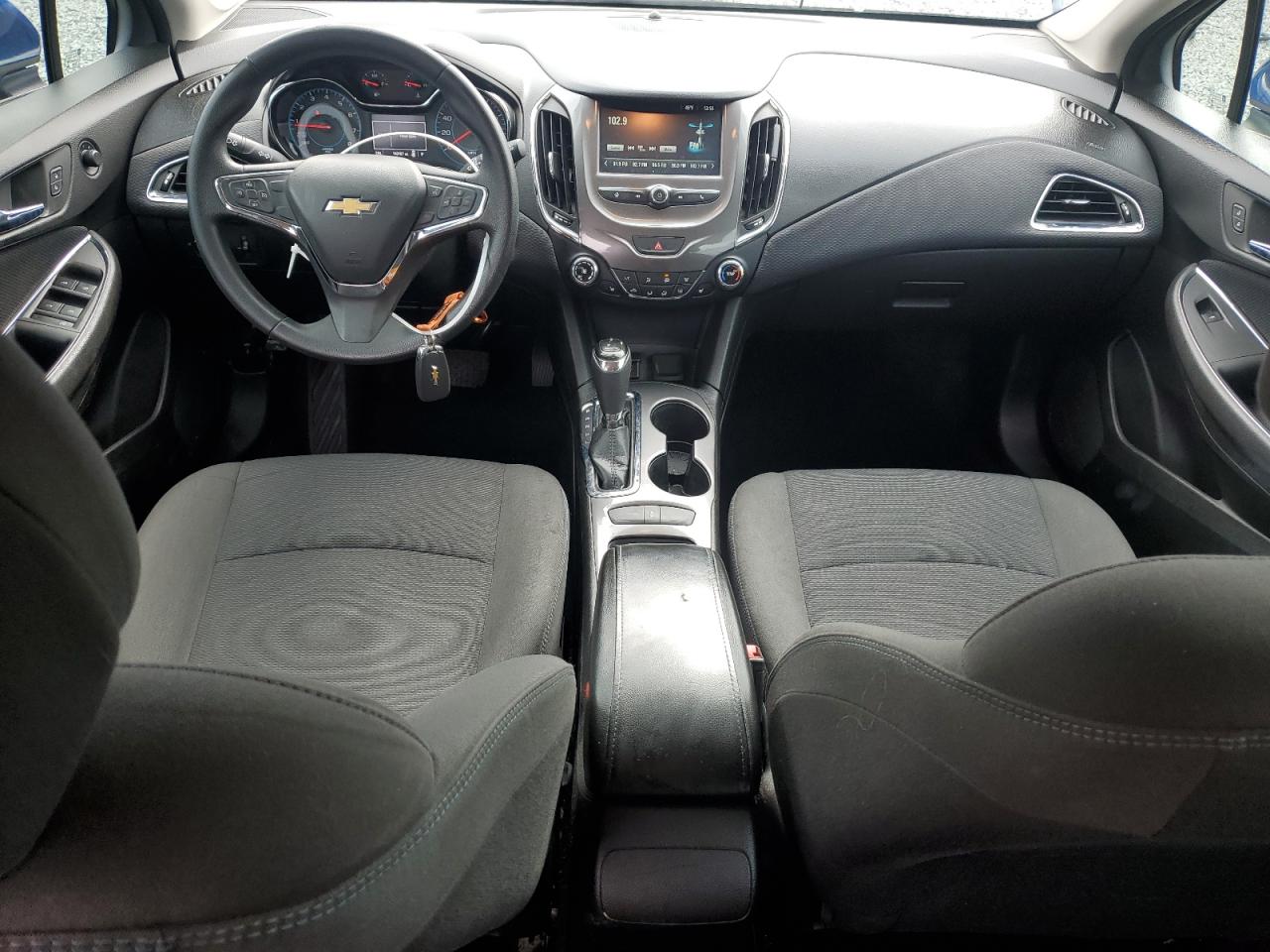 2017 Chevrolet Cruze - Image 8
