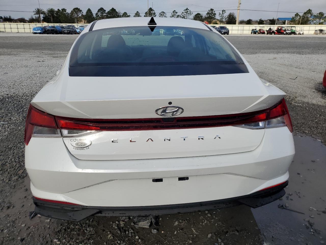 2021 Hyundai Elantra - Image 6