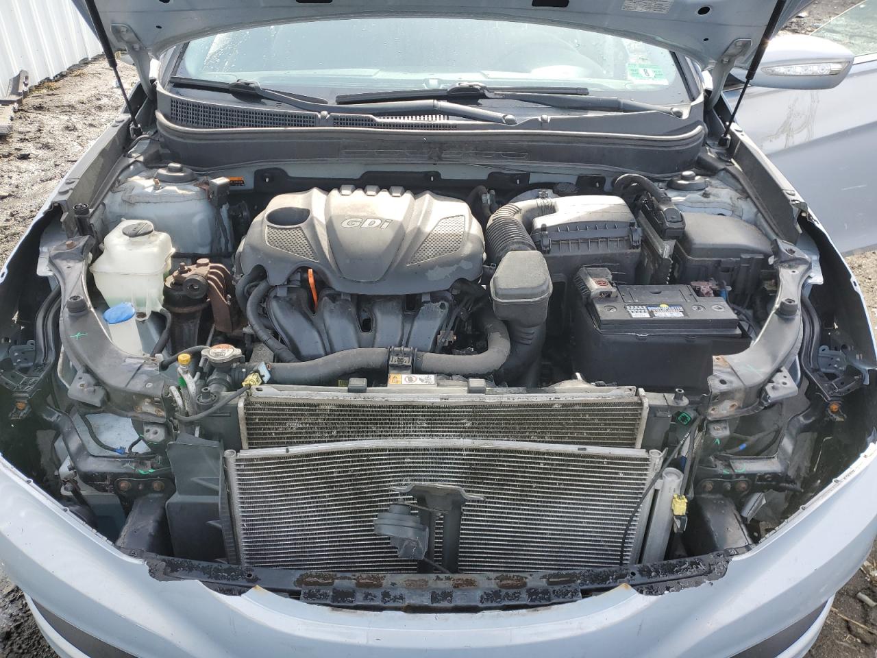 2014 Hyundai Sonata - Image 11