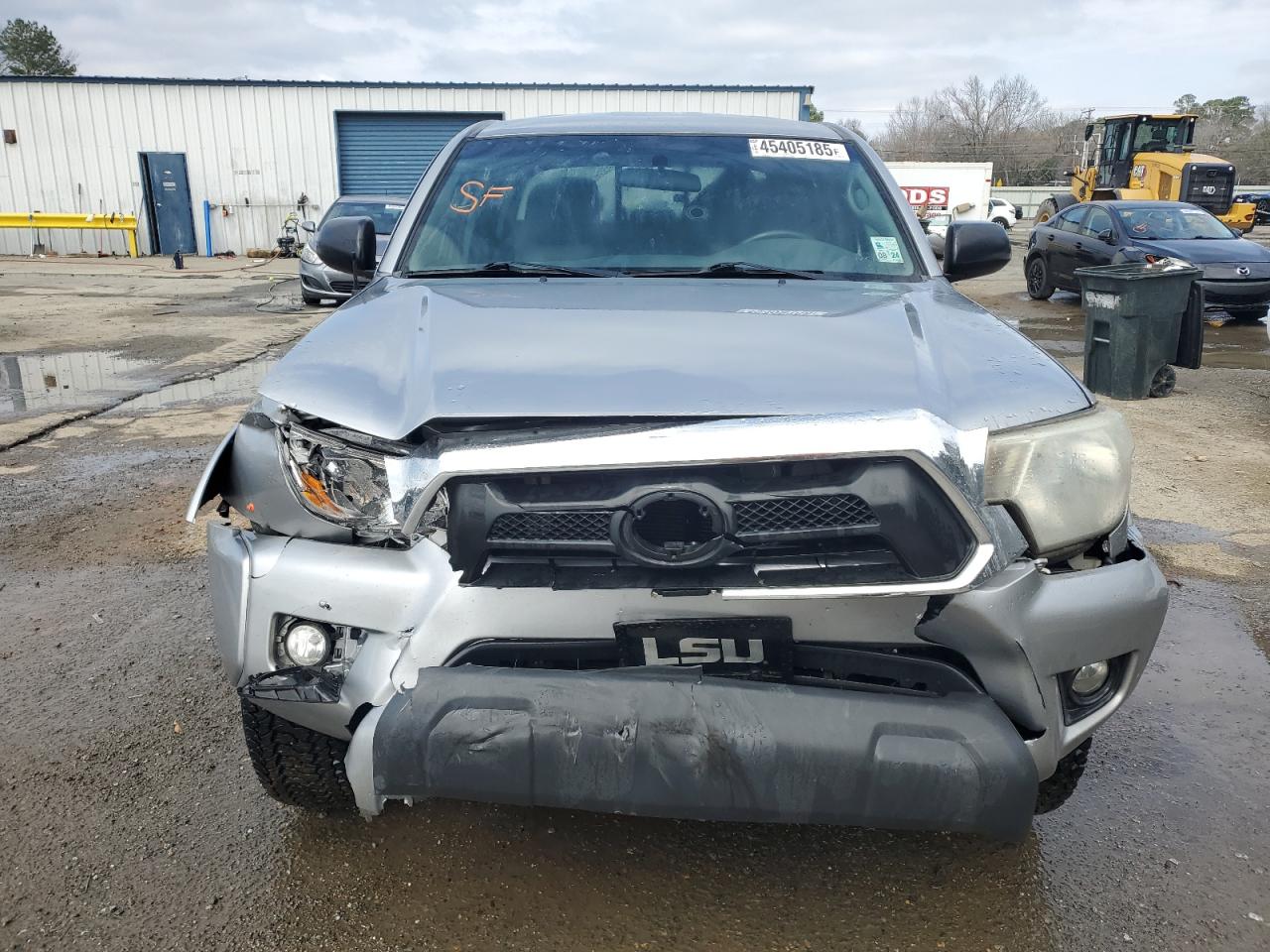 2015 Toyota Tacoma - Image 5