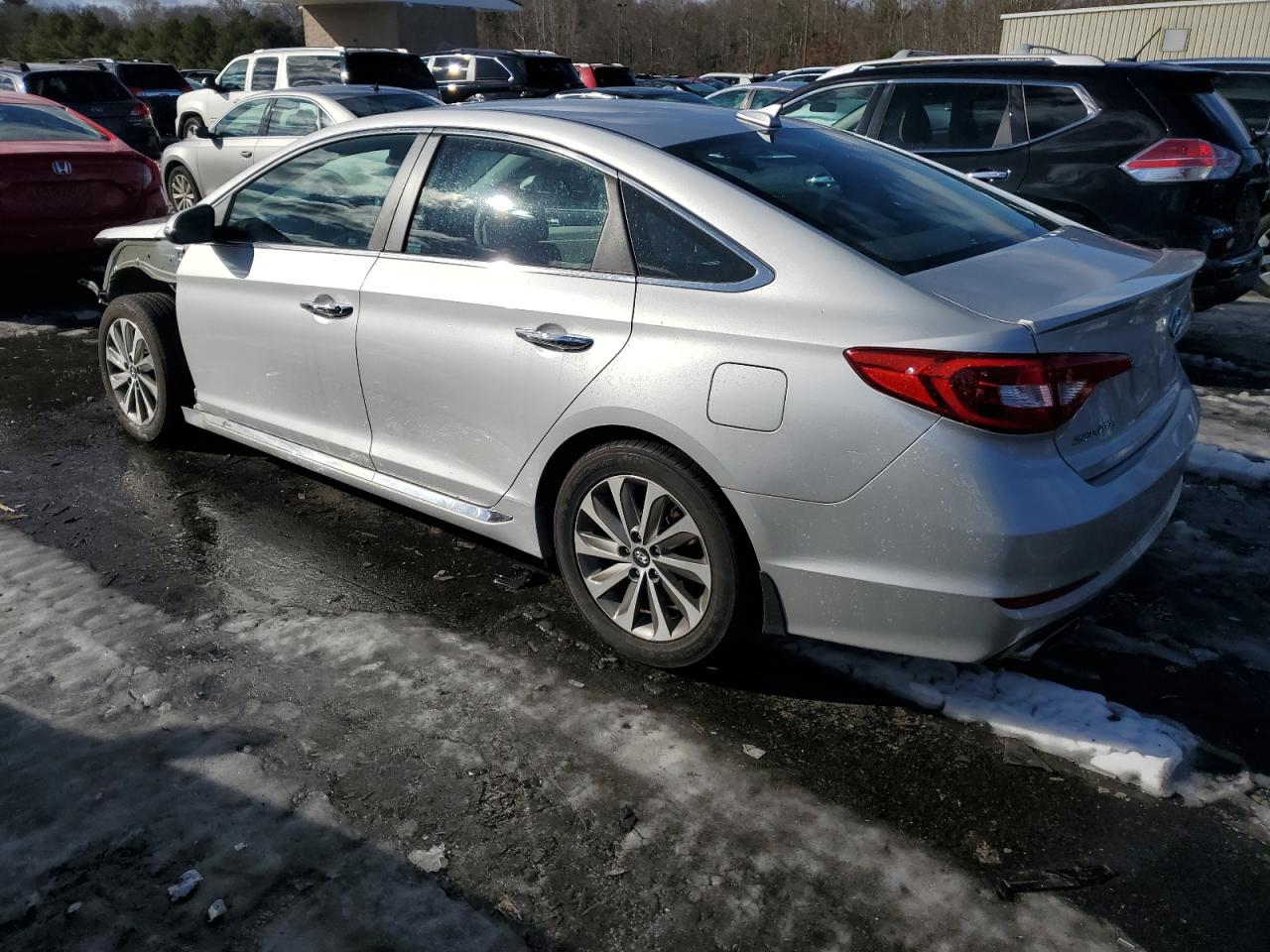 2015 Hyundai Sonata - Image 2