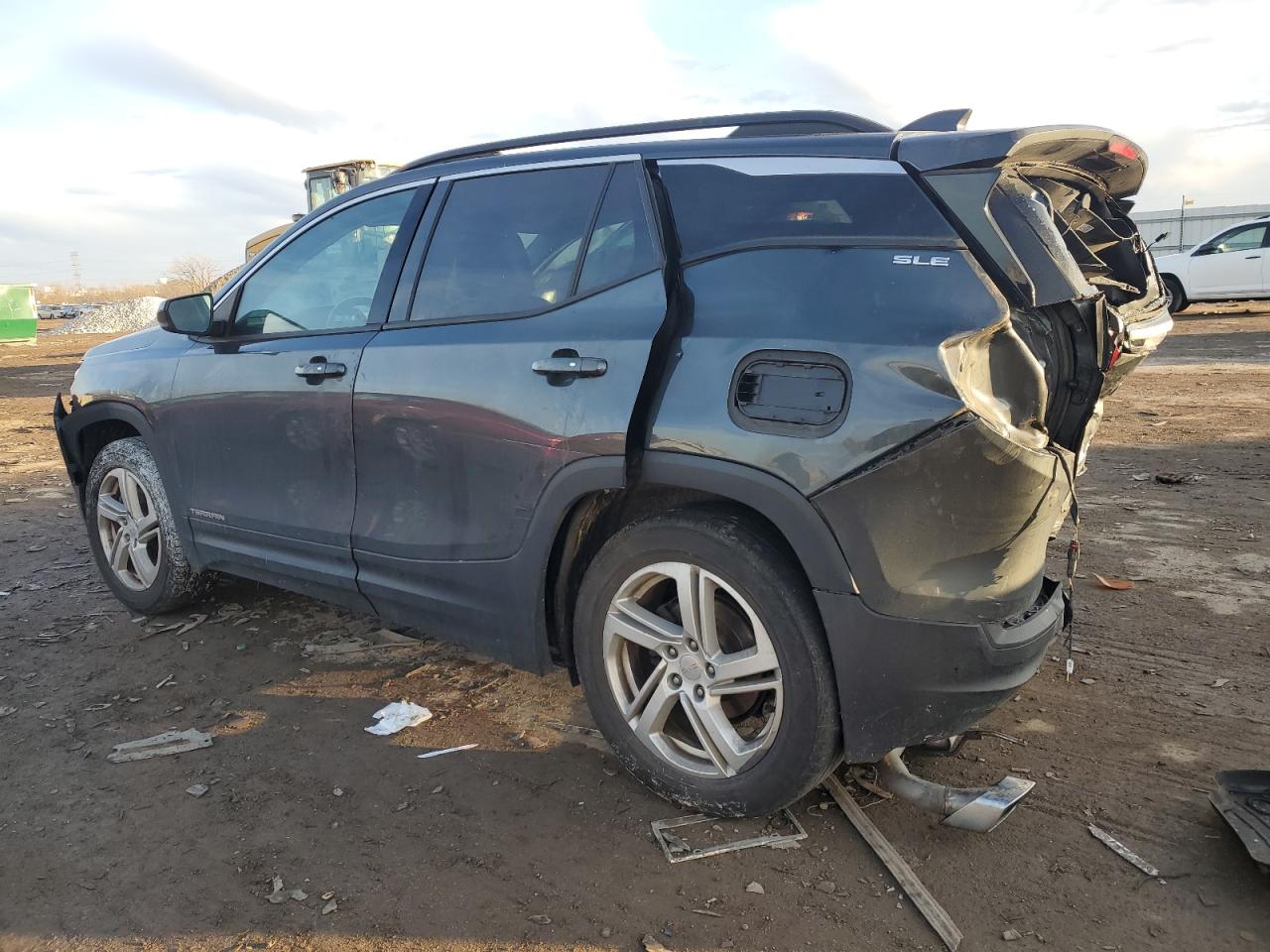 2019 GMC Terrain - Image 2