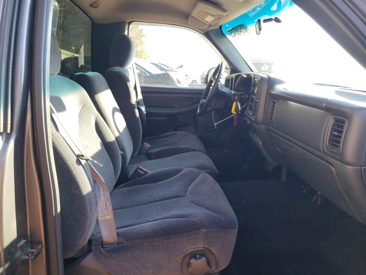 2000 GMC Sierra - Image 10