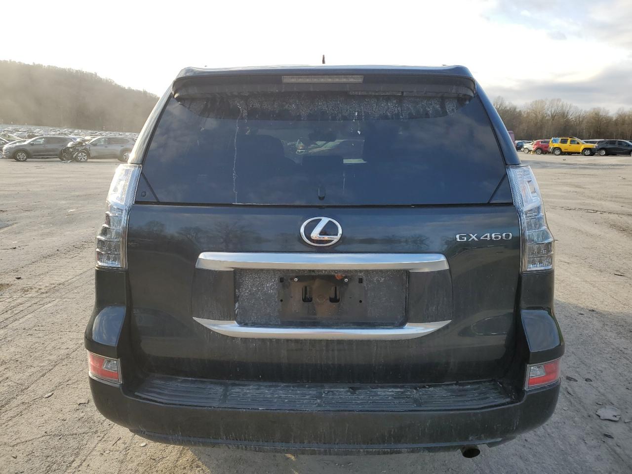 2023 Lexus GX - Image 6