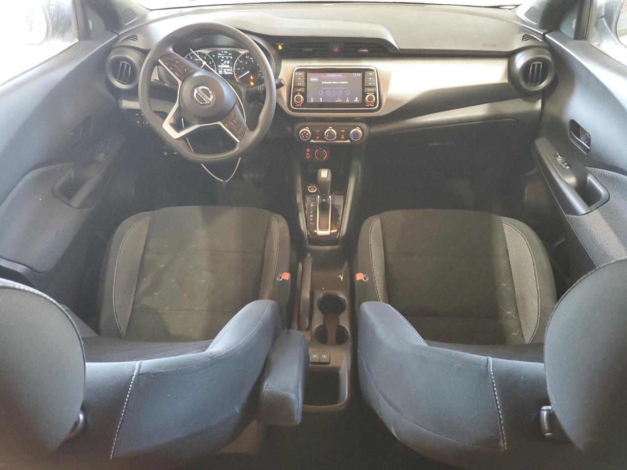 2020 Nissan Kicks - Image 8