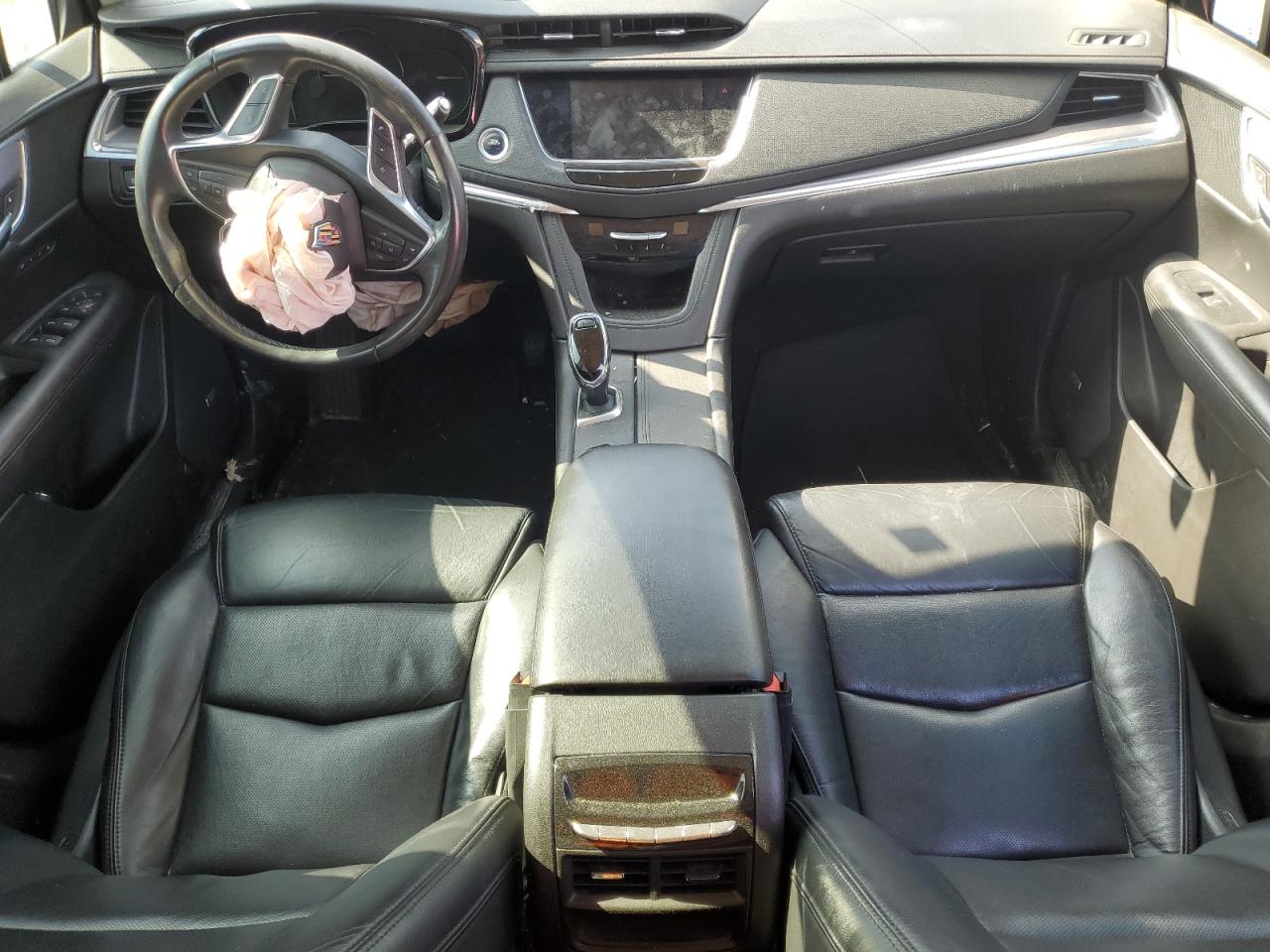 2018 Cadillac XT5 - Image 8