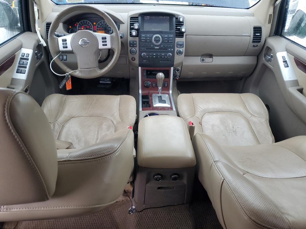 2010 Nissan Pathfinder - Image 8