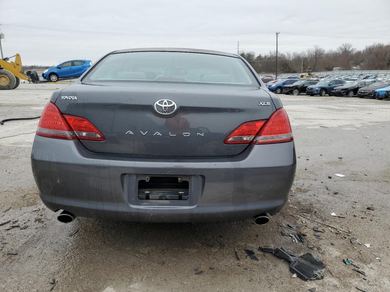 2008 Toyota Avalon - Image 6