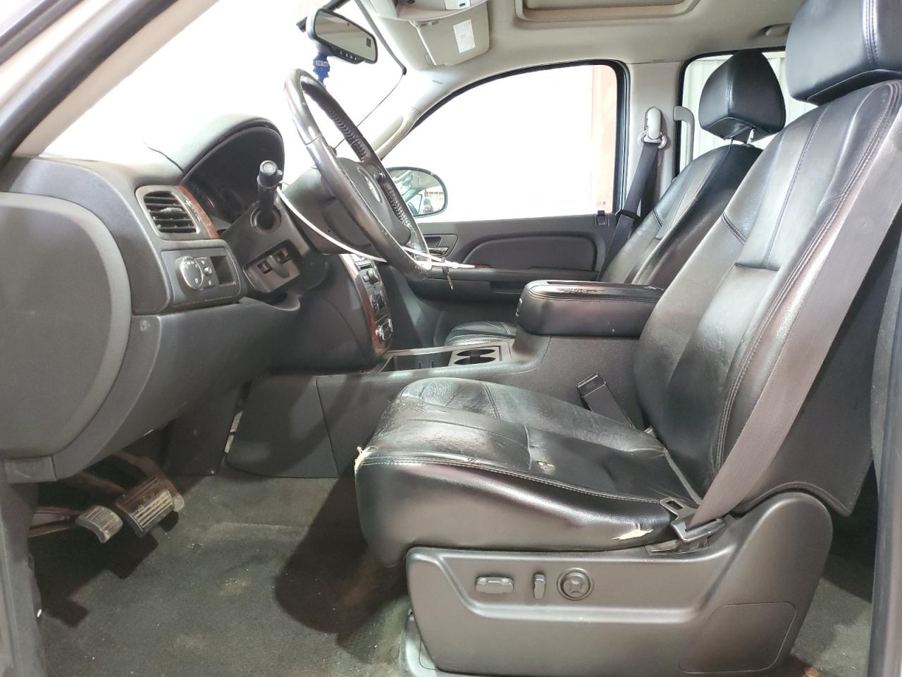 2007 Chevrolet Tahoe - Image 7