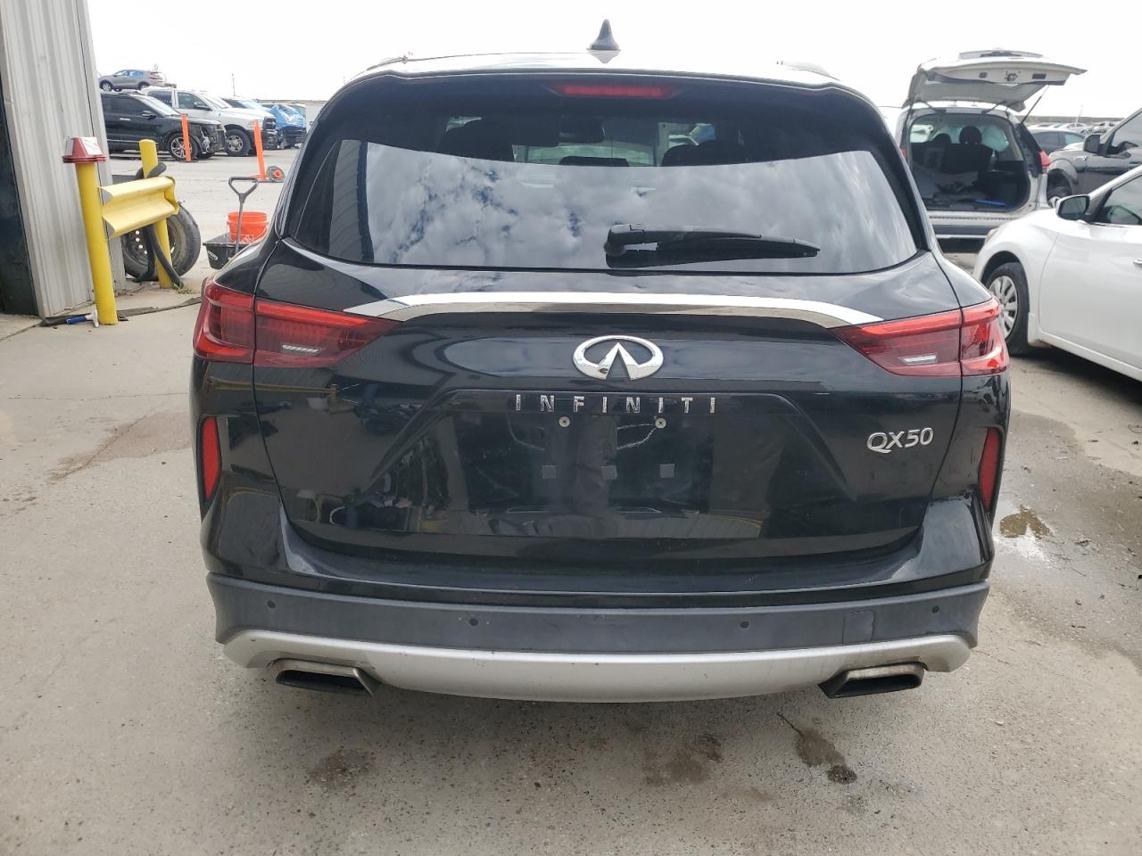 2019 Infiniti QX50 - Image 6