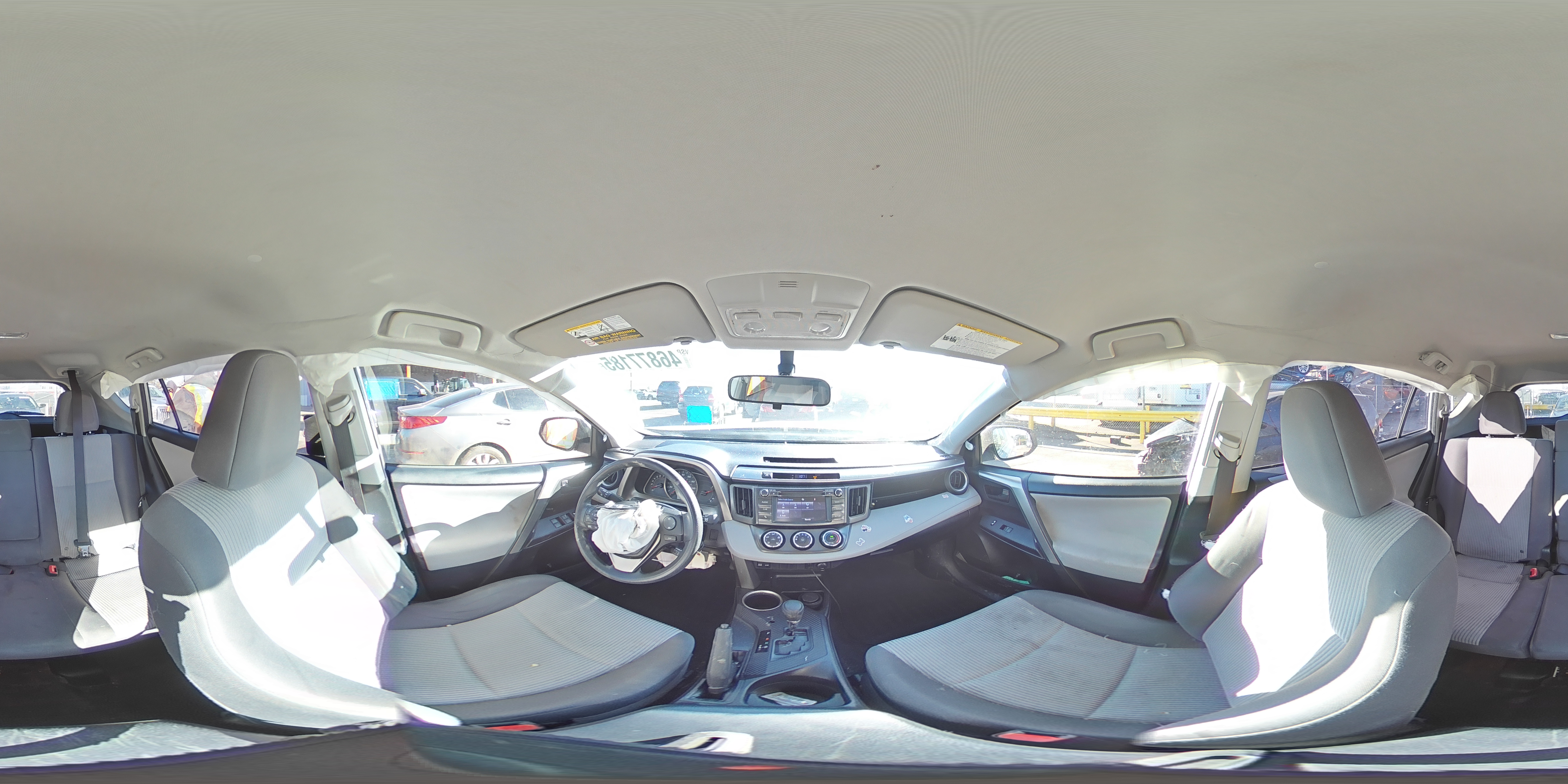 2015 Toyota RAV 4 - Image 14
