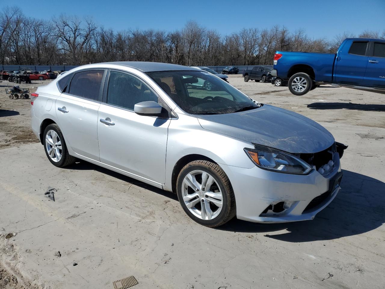 2015 Nissan Sentra - Image 4