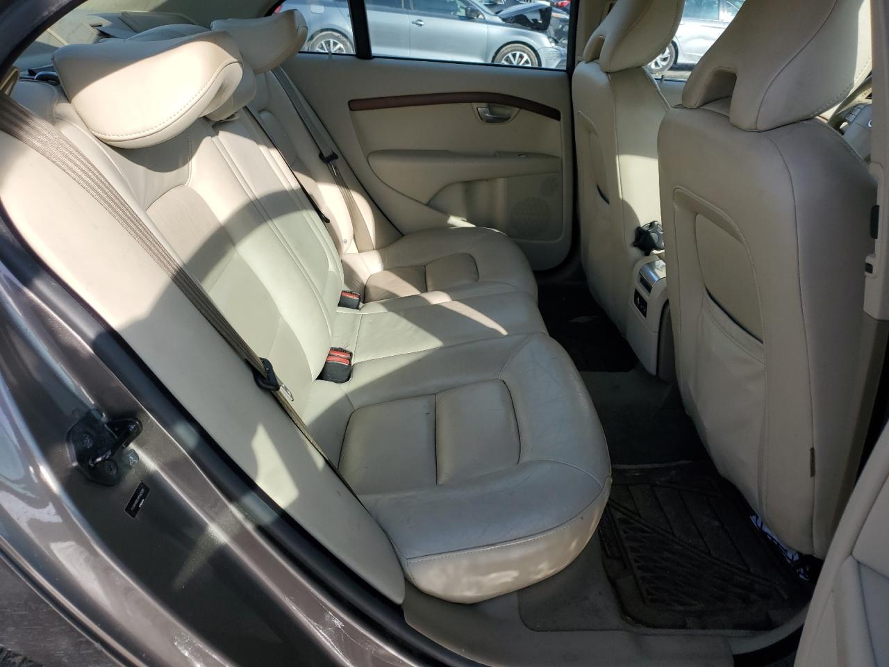 2008 Volvo S80 - Image 10