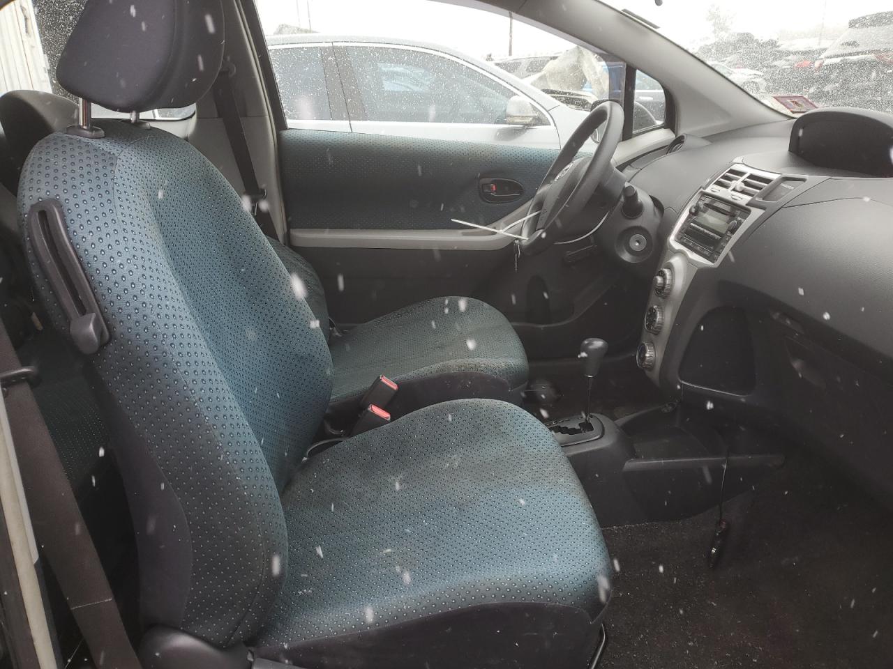 2007 Toyota Yaris - Image 10