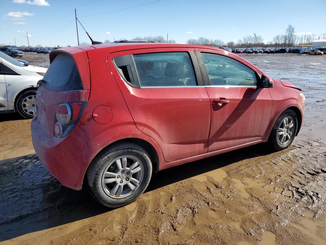 2012 Chevrolet Sonic - Image 3