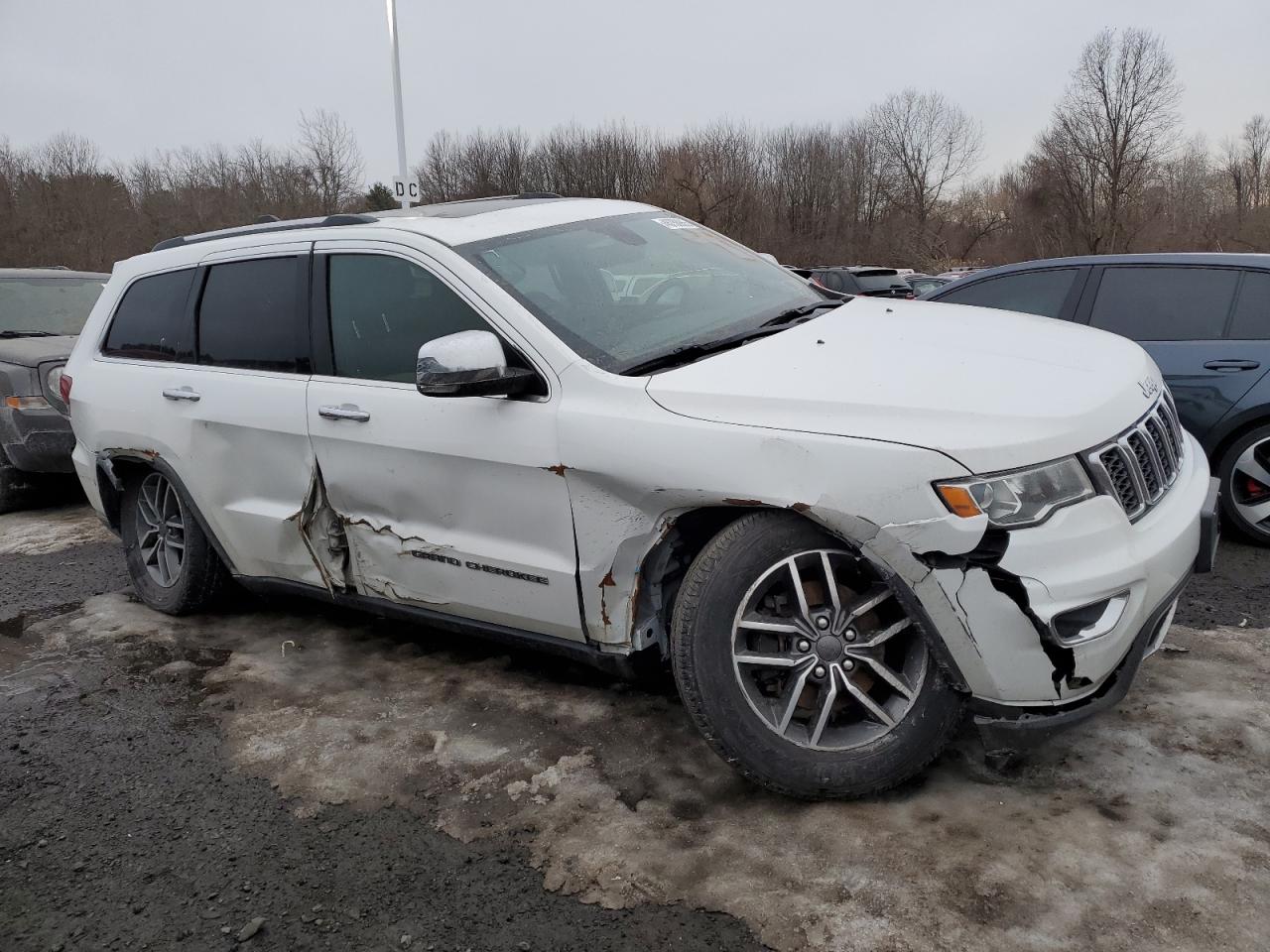 2020 Jeep Grand Cherokee - Image 4