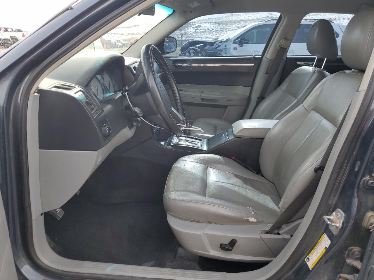 2007 Chrysler 300 - Image 7