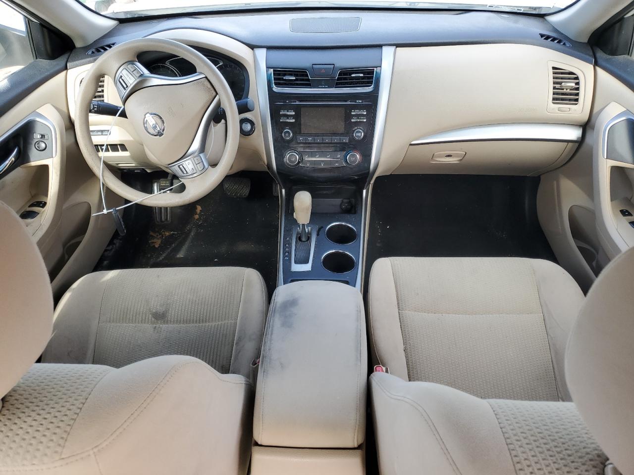 2015 Nissan Altima - Image 8
