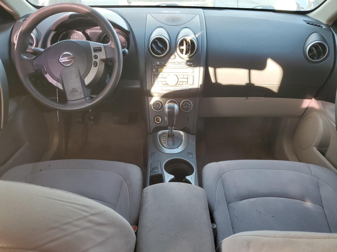 2012 Nissan Rogue - Image 8