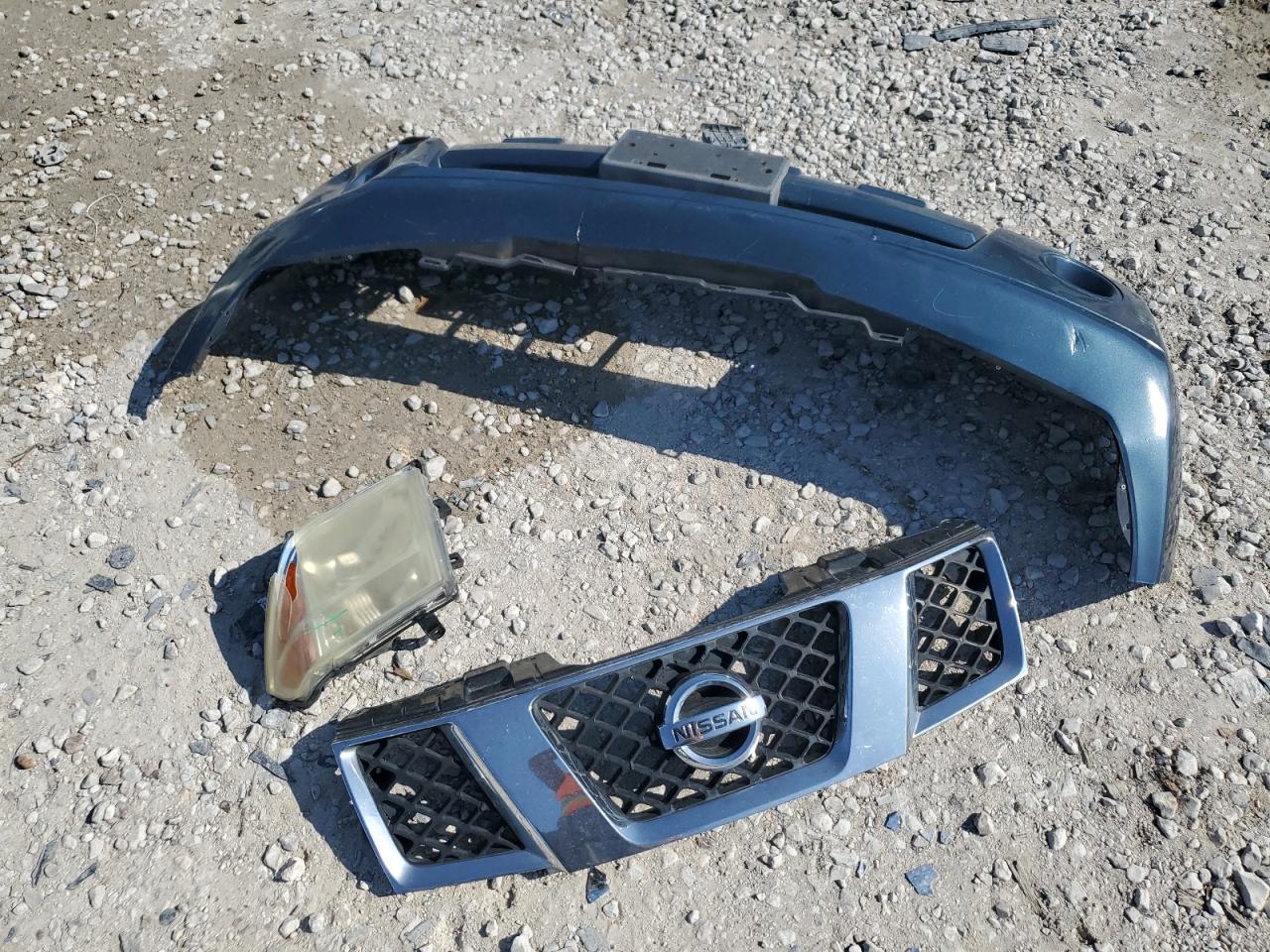 2005 Nissan Pathfinder - Image 13