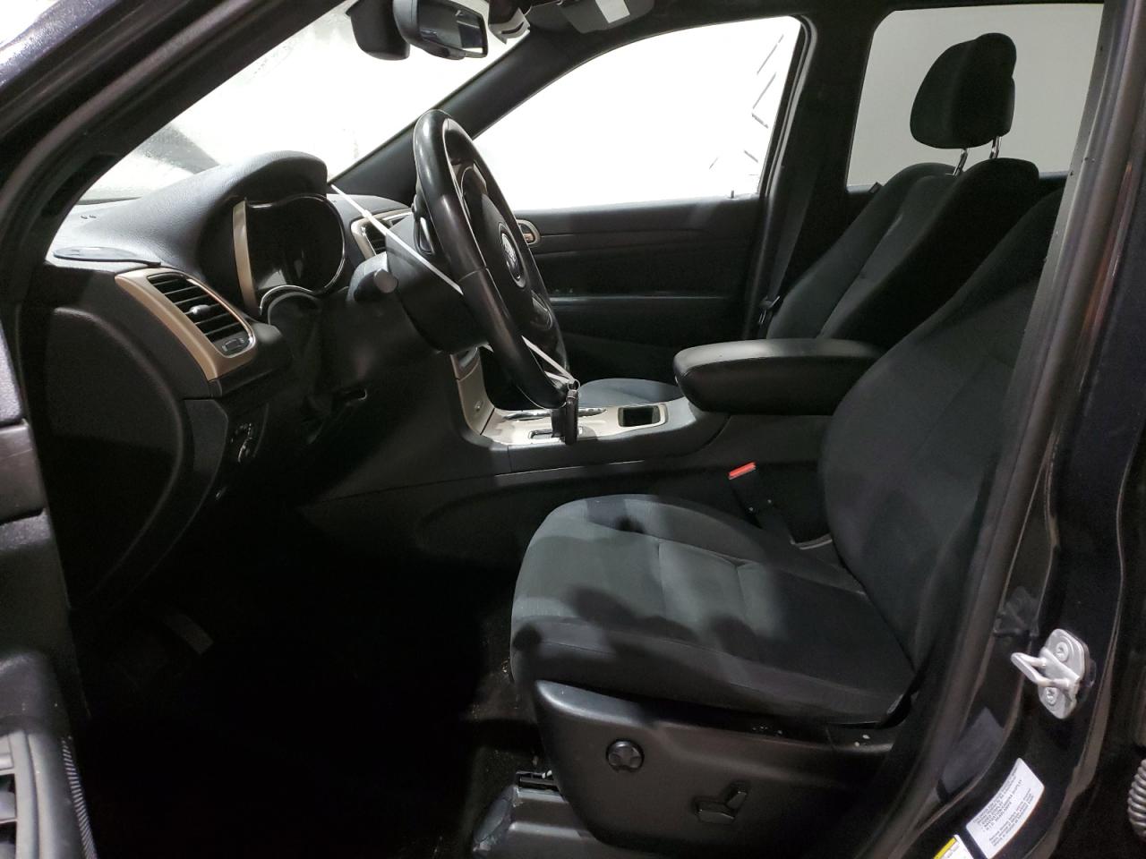 2015 Jeep Grand Cherokee - Image 7