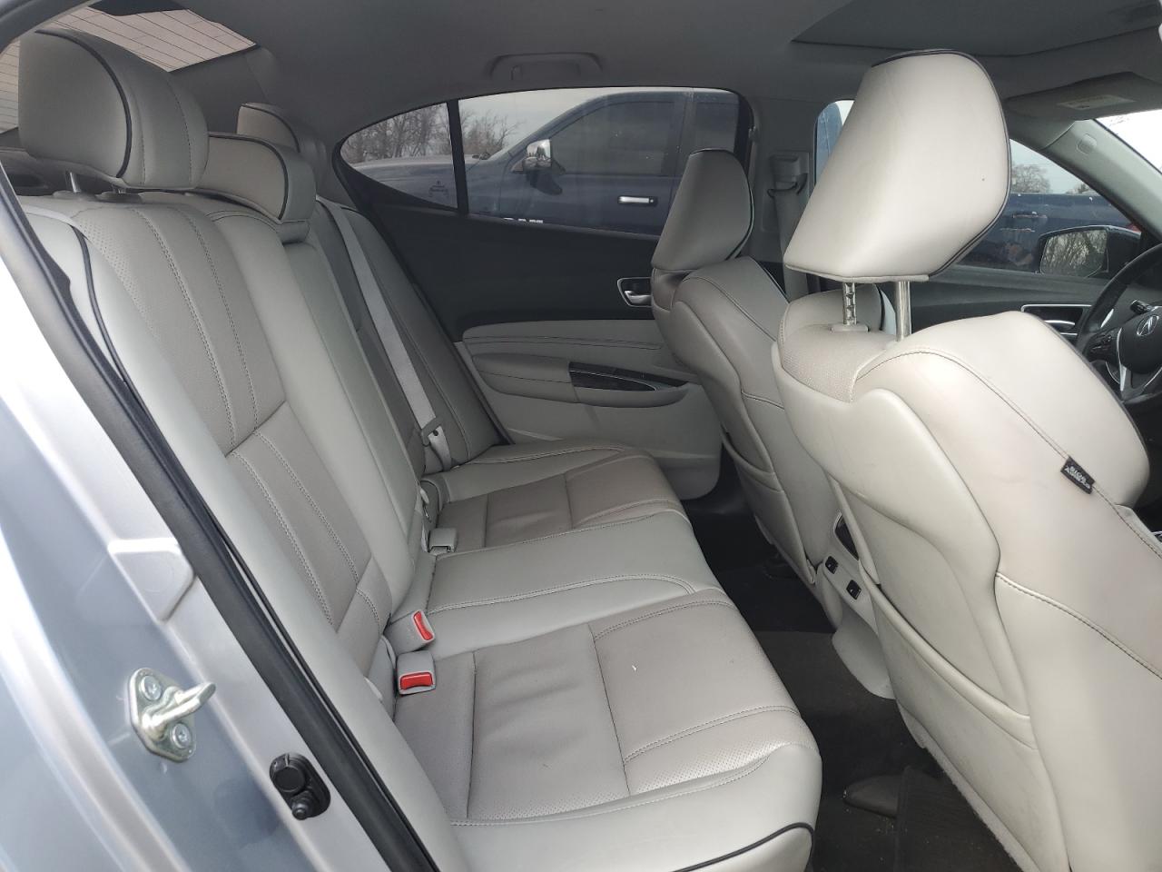 2018 Acura TLX - Image 10