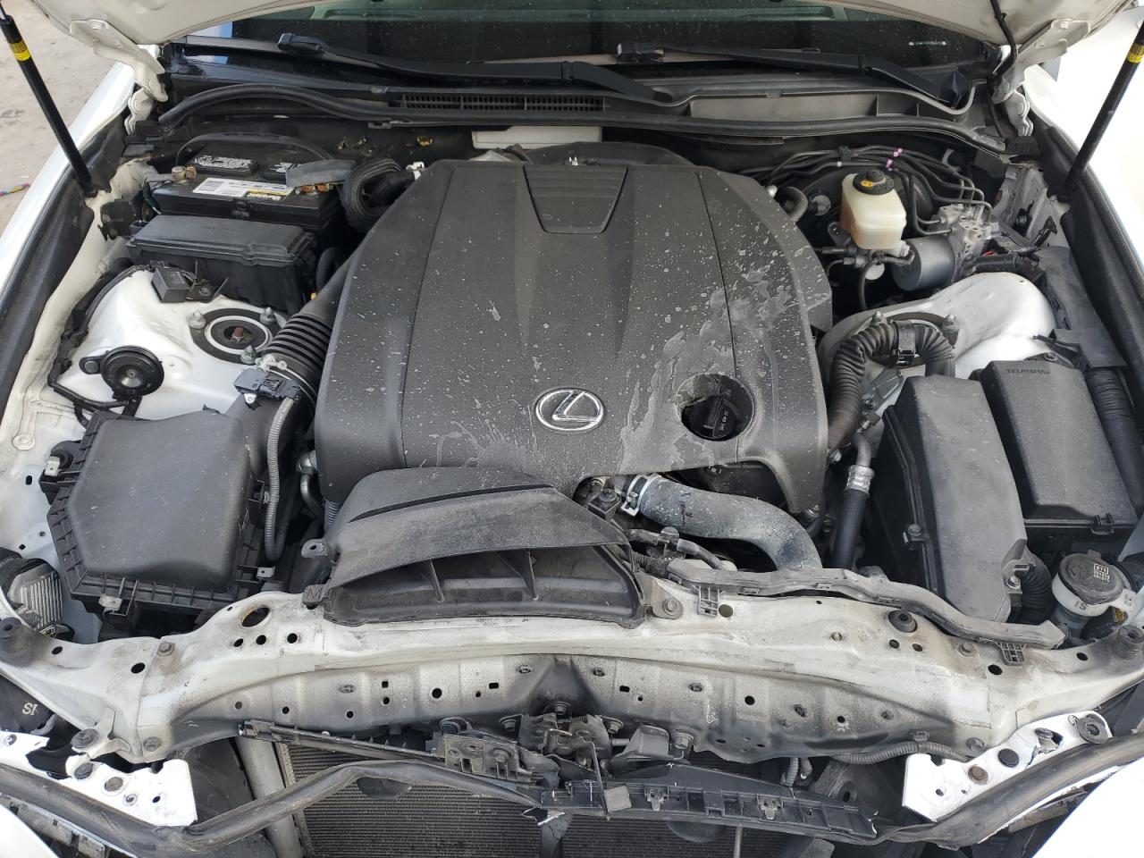 2015 Lexus IS - Image 11