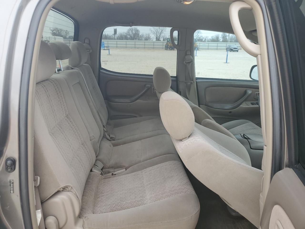 2006 Toyota Tundra - Image 10
