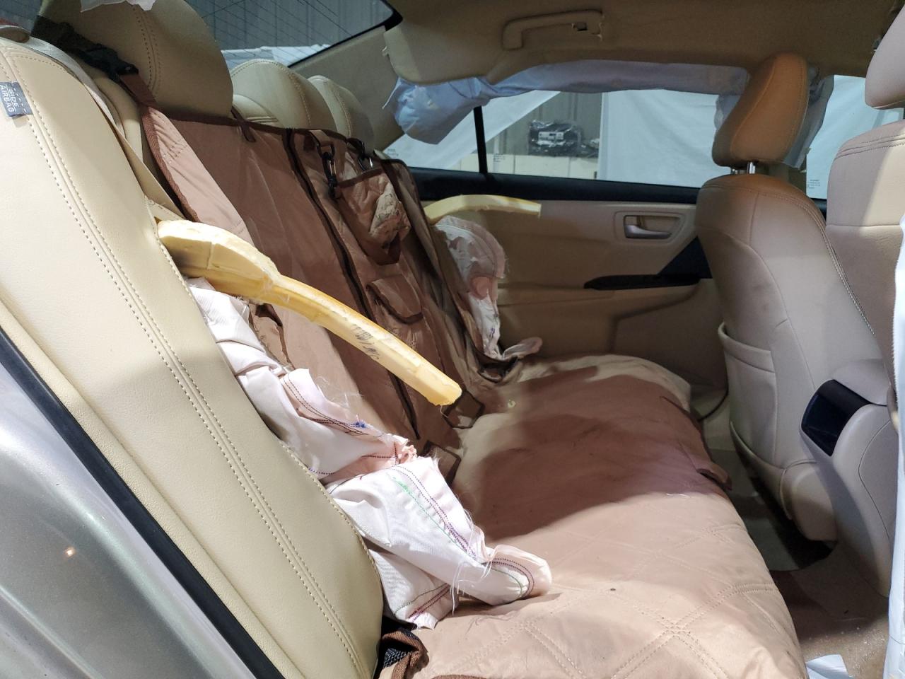 2017 Toyota Camry - Image 10