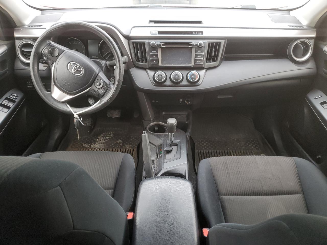 2017 Toyota RAV 4 - Image 8